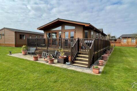 3 bedroom park home for sale
