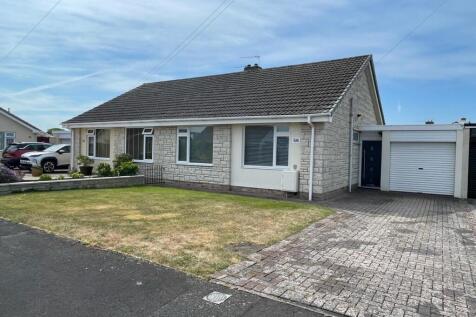 2 bedroom semi-detached bungalow for sale