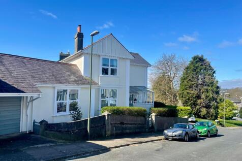 Torquay 4 bed end of terrace house for sale