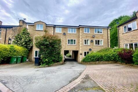 Wood Lane, Huddersfield 2 bed flat for sale
