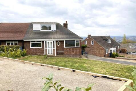 3 bedroom semi-detached bungalow for sale
