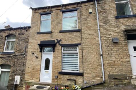 Highroyd Lane, Huddersfield 3 bed terraced house for sale