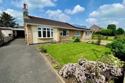 2 bedroom semi-detached bungalow for sale