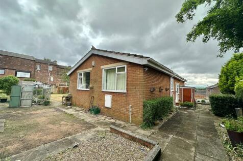 Boundary Road, Dewsbury 3 bed detached bungalow for sale