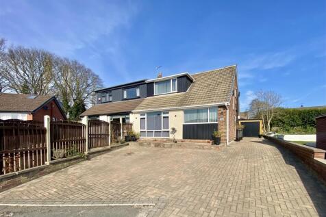 3 bedroom semi-detached bungalow for sale