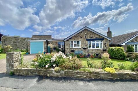 Lady Heton Drive, Mirfield 3 bed detached bungalow for sale