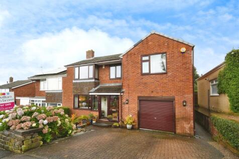 5 bedroom semi-detached house for sale