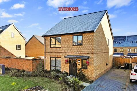 Everard Road, Greenhithe 4 bed detached house for sale