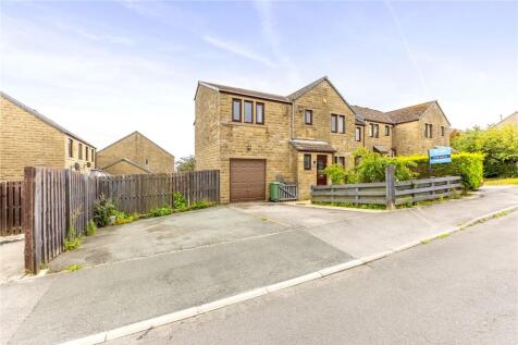 4 bedroom end of terrace house for sale