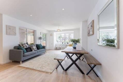 1 bedroom flat for sale