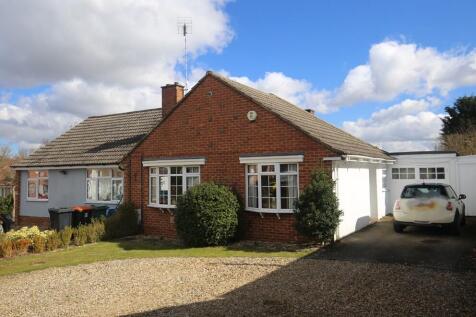 3 bedroom semi-detached bungalow for sale