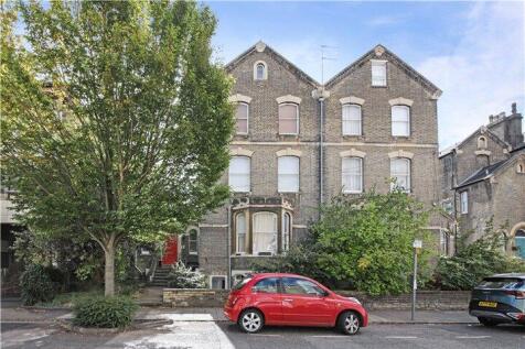 Bateman Street, Cambridge, CB2 2 bed apartment for sale