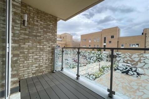 Galton Road, Cambridge, CB3 3 bed apartment for sale