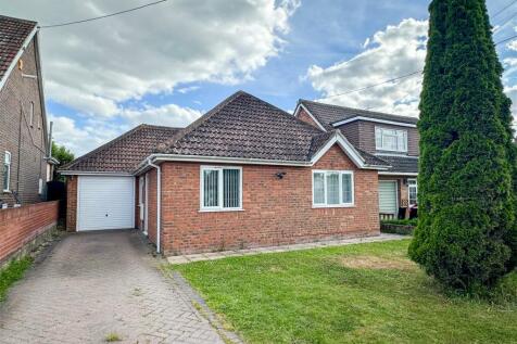 3 bedroom detached bungalow for sale