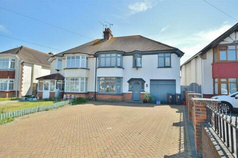 5 bedroom semi-detached house for sale