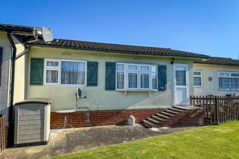 2 bedroom park home for sale