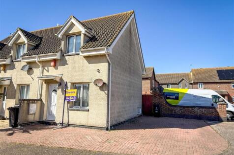 2 bedroom end of terrace house for sale