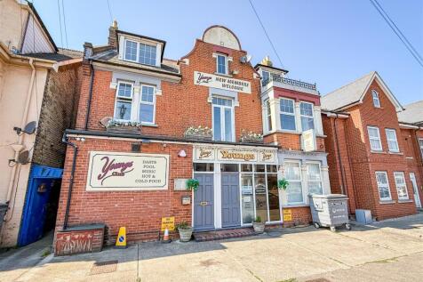 7 bedroom detached house for sale