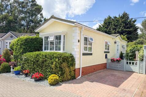 2 bedroom park home for sale