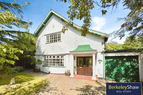 Blundell Road, Hightown, Liverpool 4 bed detached house for sale