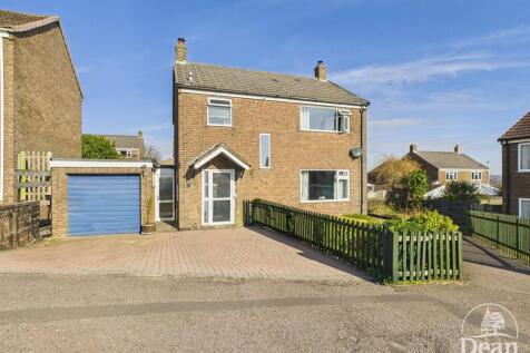 3 bedroom detached house for sale