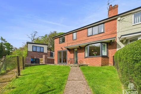 New Road, Hangerberry, Lydbrook 3 bed semi