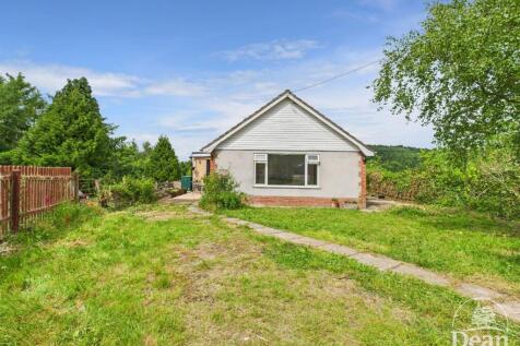 Camomile Green, Lydbrook 3 bed detached bungalow for sale