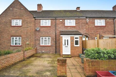 Hornbeam Crescent, Brentford 2 bed terraced house for sale