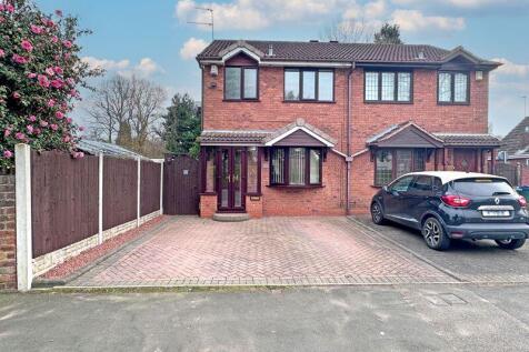 Queens Road, TIPTON, DY4 8ND 2 bed semi