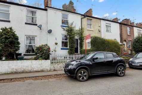 2 bedroom terraced house for sale