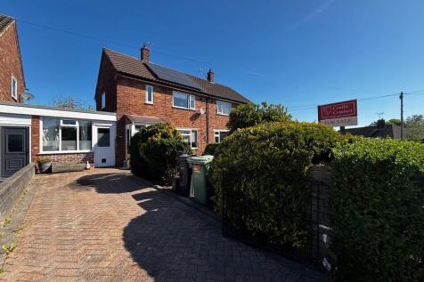 2 bedroom semi-detached house for sale