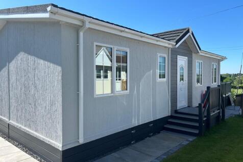 Warrington Road, Bartington, Northwich 2 bed park home for sale