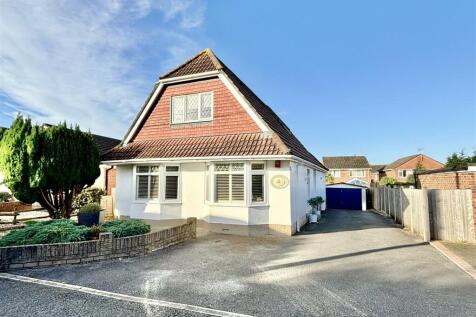 Heatherbrae Lane, Poole BH16 4 bed chalet for sale