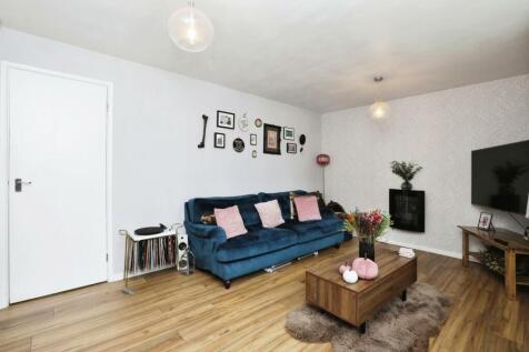 147 Harvey Clough Road, Sheffield 1 bed flat for sale