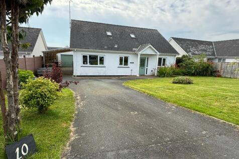 Cribyn, Lampeter, SA48 4 bed detached bungalow for sale