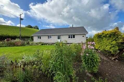 Llansawel, Llandeilo, SA19 3 bed detached bungalow for sale