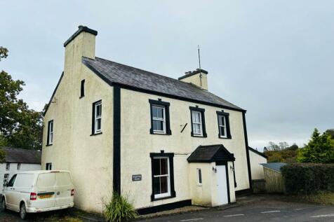 Pumpsaint, Llanwrda, SA19 6 bed property with land for sale