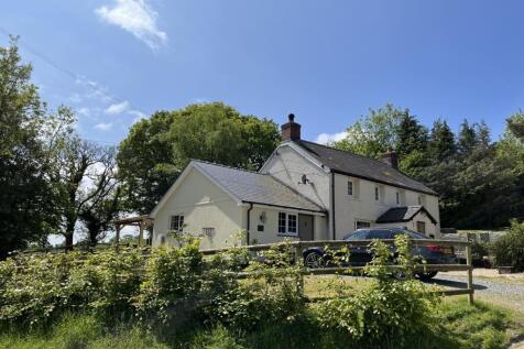Esgardawe, Llandeilo, SA19 3 bed property with land for sale