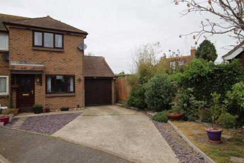 2 bedroom semi-detached house for sale