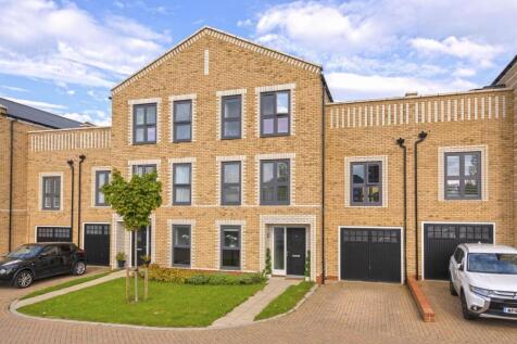 Vickers Grove, Kings Hill, ME19 4SE 4 bed townhouse for sale