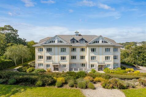 Higher Woodfield Road, Torquay TQ1 2 bed apartment for sale