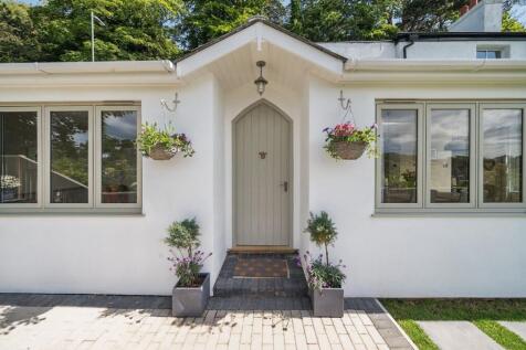 Higher Woodfield Road, Torquay TQ1 3 bed cottage for sale