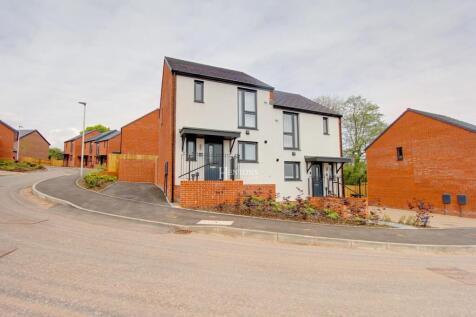 2 bedroom semi-detached house for sale