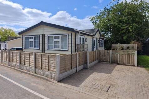 Grange Park Road, Great Orton 2 bed park home for sale