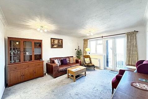 Furzehill Road, Fairbanks Lodge... 1 bed retirement property for sale