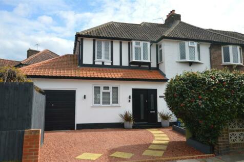 4 bedroom semi-detached house for sale