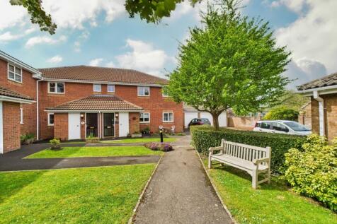 Batten Court, Chipping Sodbury... 2 bed flat for sale