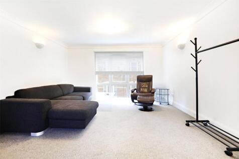 Hampton Court, King And Queen Wharf... 3 bed apartment for sale