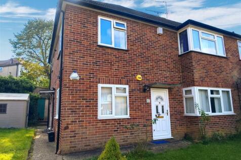 Ranmoor Close, Harrow 2 bed maisonette for sale