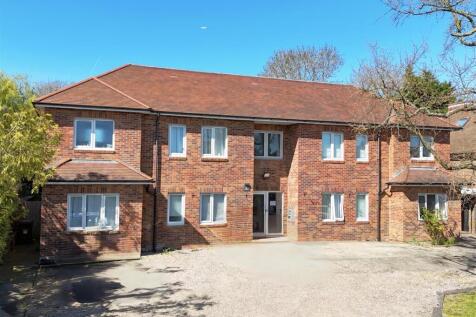 Wood End Road, Harrow 2 bed apartment for sale